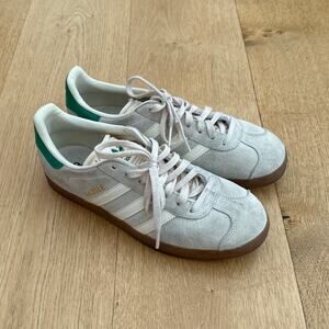 Adidas Gazelle Womens Sneakers Size 7 in Cream White Gum